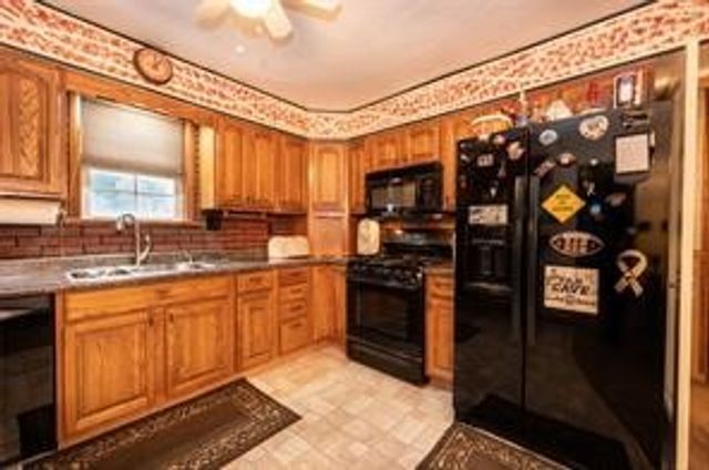 1075 Streets Run Road, Baldwin Boro, PA 15236