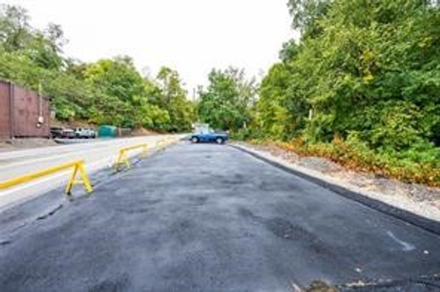 1075 Streets Run Road, Baldwin Boro, PA 15236