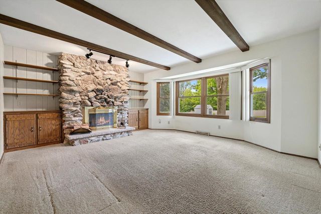 4217 Harvest LANE, Racine, WI 53402