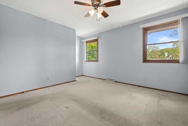 4217 Harvest LANE, Racine, WI 53402