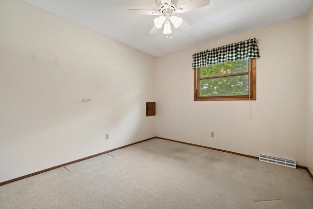 4217 Harvest LANE, Racine, WI 53402