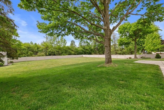 4217 Harvest LANE, Racine, WI 53402