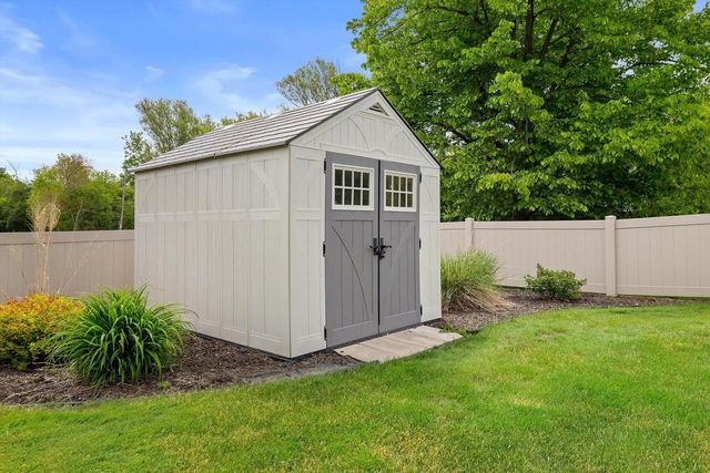 4217 Harvest LANE, Racine, WI 53402