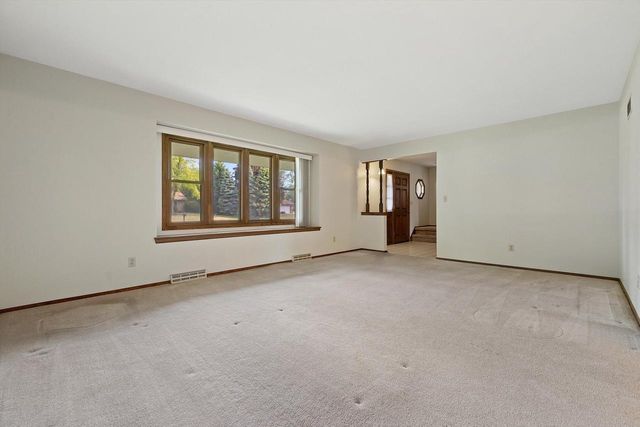 4217 Harvest LANE, Racine, WI 53402
