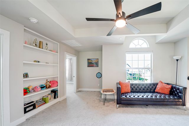 727 Stearman Lane, Fate, TX 75087