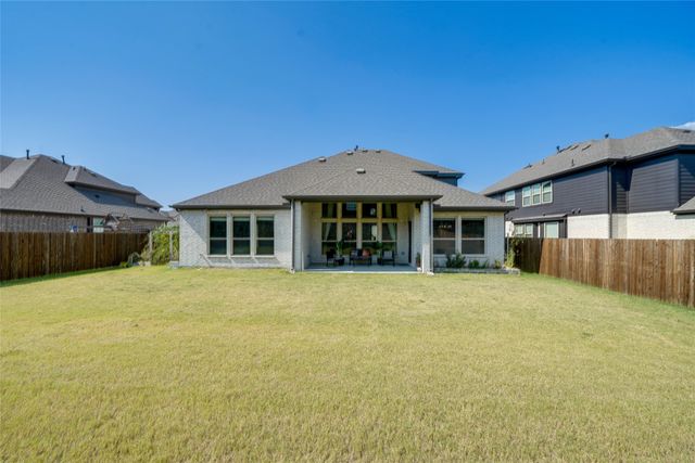 727 Stearman Lane, Fate, TX 75087