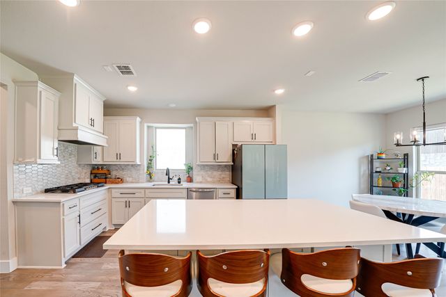727 Stearman Lane, Fate, TX 75087