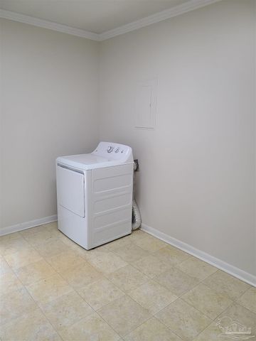 3910 Langley Ave, Pensacola, FL 32504