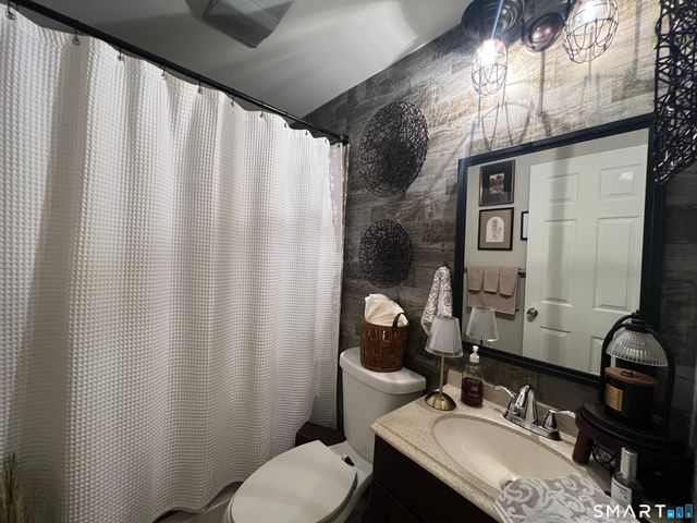 1 Dean Drive, Wallingford, CT 06492