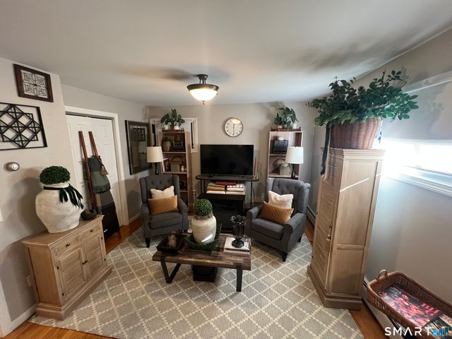 1 Dean Drive, Wallingford, CT 06492