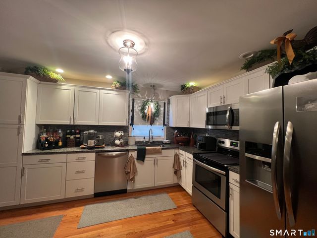 1 Dean Drive, Wallingford, CT 06492