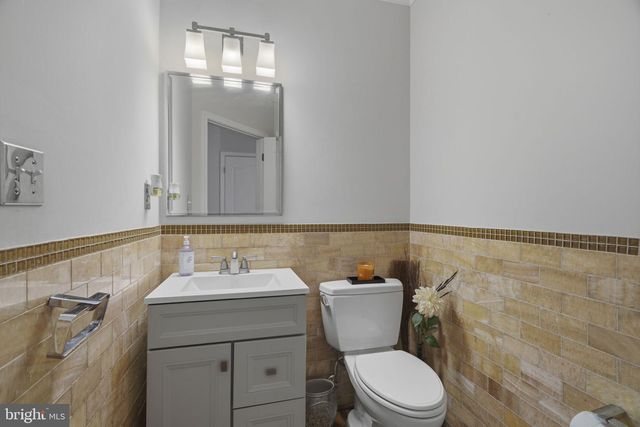 24 DEVONSHIRE DR, West Windsor, NJ 08540