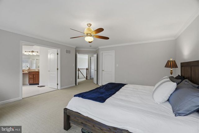 24 DEVONSHIRE DR, West Windsor, NJ 08540