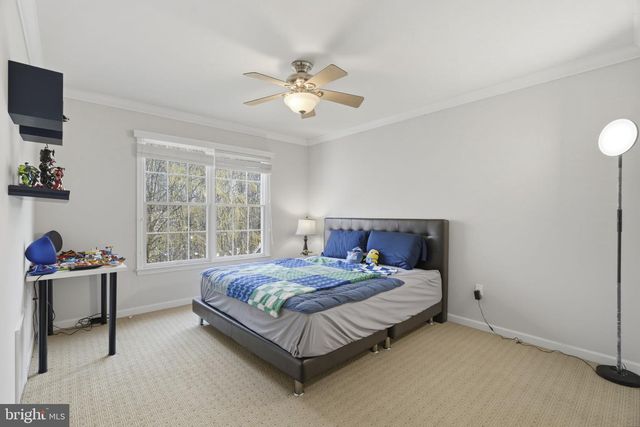 24 DEVONSHIRE DR, West Windsor, NJ 08540