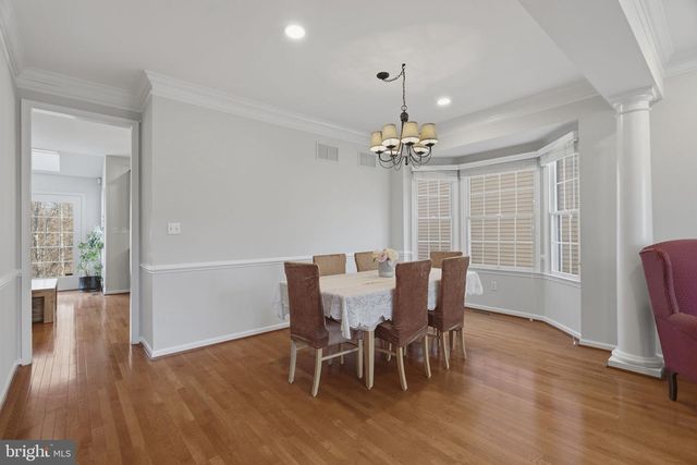 24 DEVONSHIRE DR, West Windsor, NJ 08540