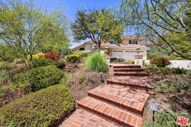 1098 Antelope Place, Newbury Park (thousand Oaks), CA 91320