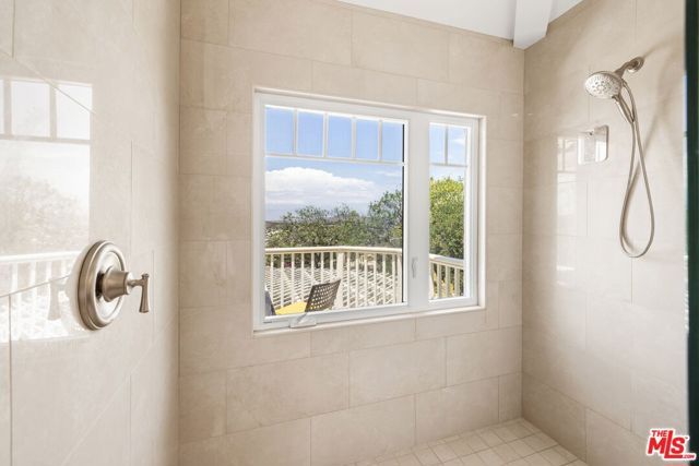 1098 Antelope Place, Newbury Park (thousand Oaks), CA 91320
