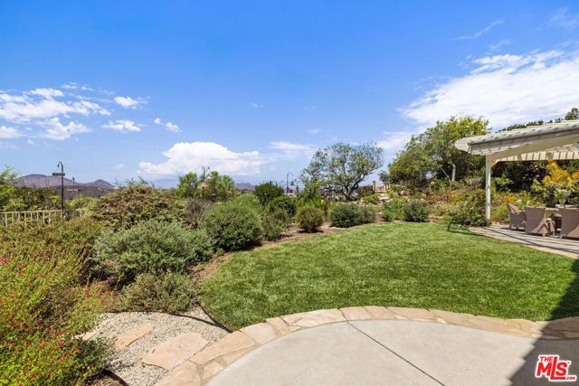 1098 Antelope Place, Newbury Park (thousand Oaks), CA 91320