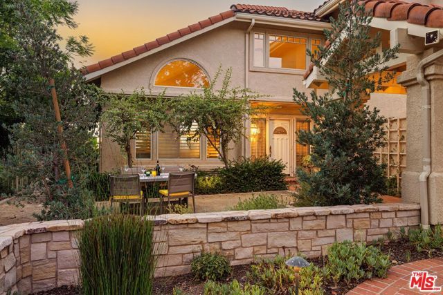 1098 Antelope Place, Newbury Park (thousand Oaks), CA 91320