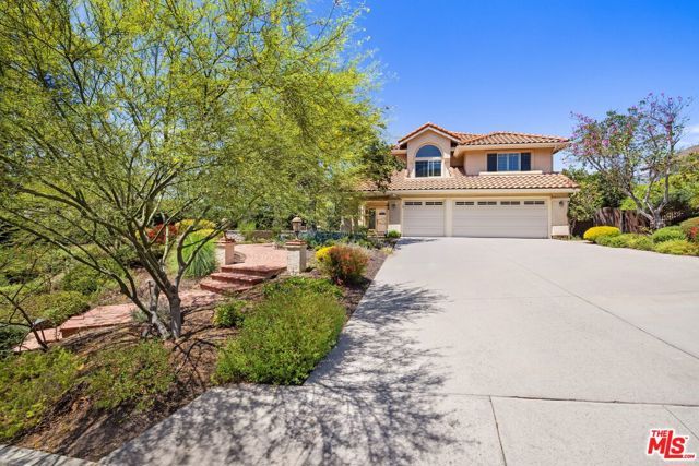1098 Antelope Place, Newbury Park (thousand Oaks), CA 91320