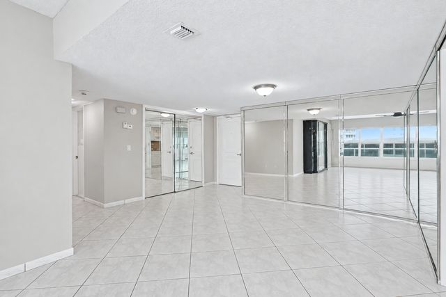 3750 Galt Ocean Drive Unit 1710, Fort Lauderdale, FL 33308