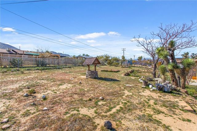 60425 Alta Mura Drive, Joshua Tree, CA 92252