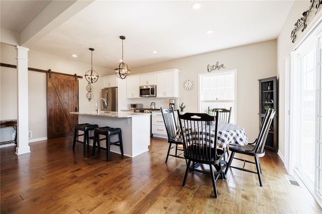283 Avery Park Ln Lane, Greece, NY 14612
