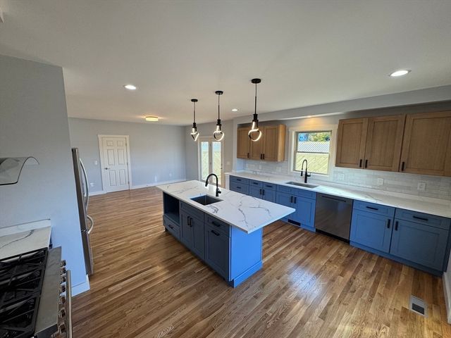 41 Westminster St, Worcester, MA 01605