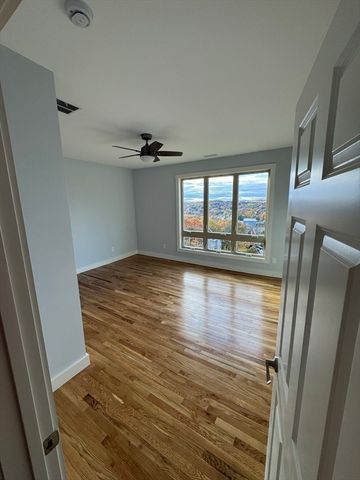 41 Westminster St, Worcester, MA 01605