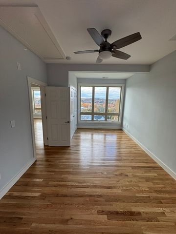 41 Westminster St, Worcester, MA 01605