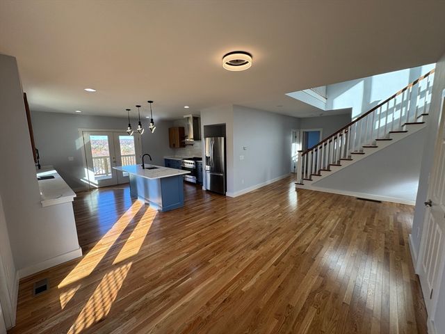 41 Westminster St, Worcester, MA 01605