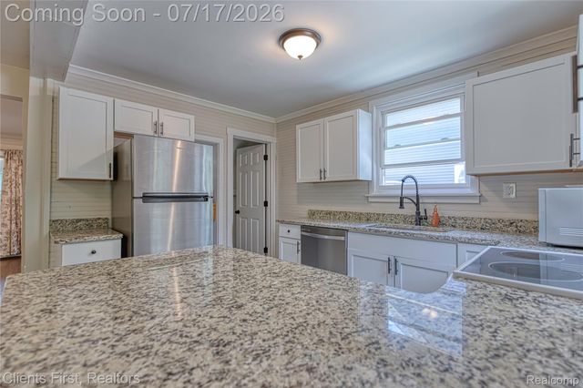 4258 Seeden Street, Waterford Charter Township, MI 48329