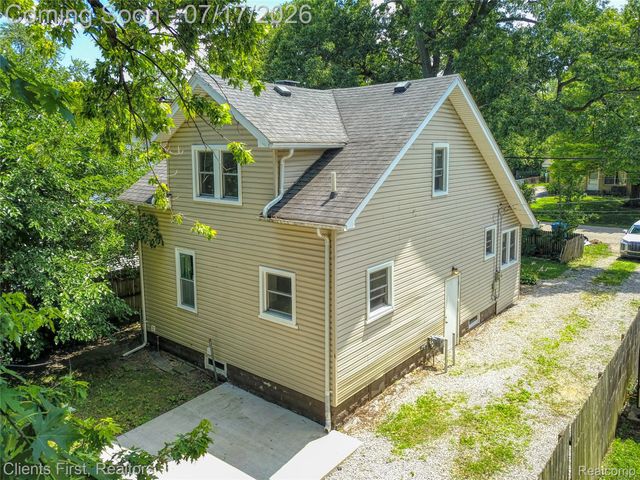 4258 Seeden Street, Waterford Charter Township, MI 48329