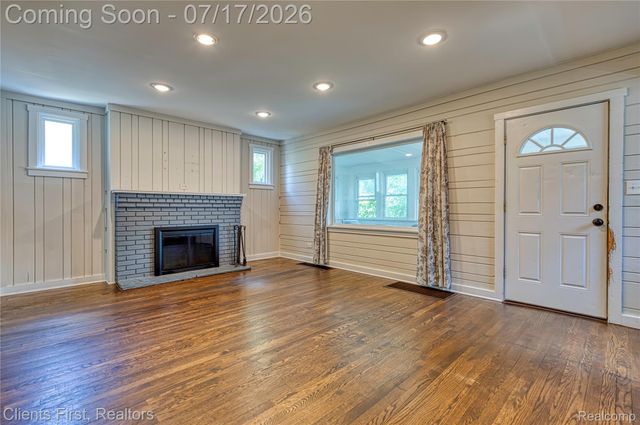 4258 Seeden Street, Waterford Charter Township, MI 48329