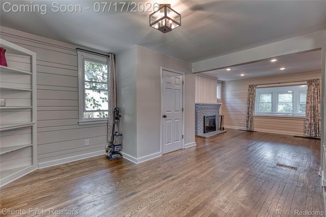 4258 Seeden Street, Waterford Charter Township, MI 48329
