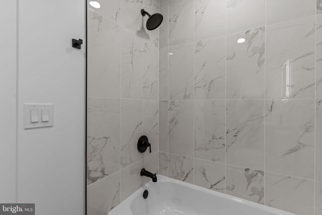 139 IVY HILL RD, Levittown, PA 19057