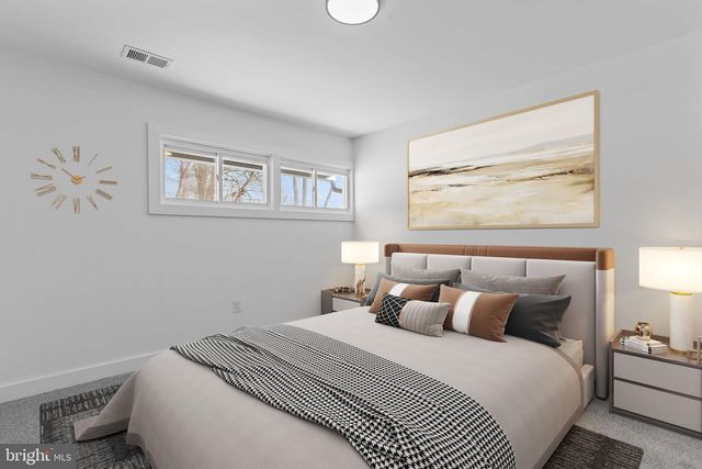 139 IVY HILL RD, Levittown, PA 19057