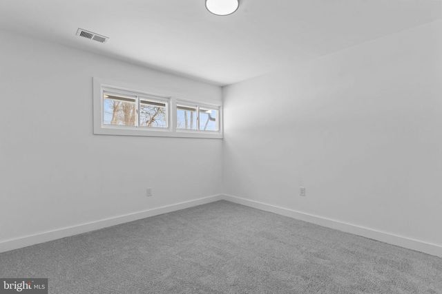 139 IVY HILL RD, Levittown, PA 19057