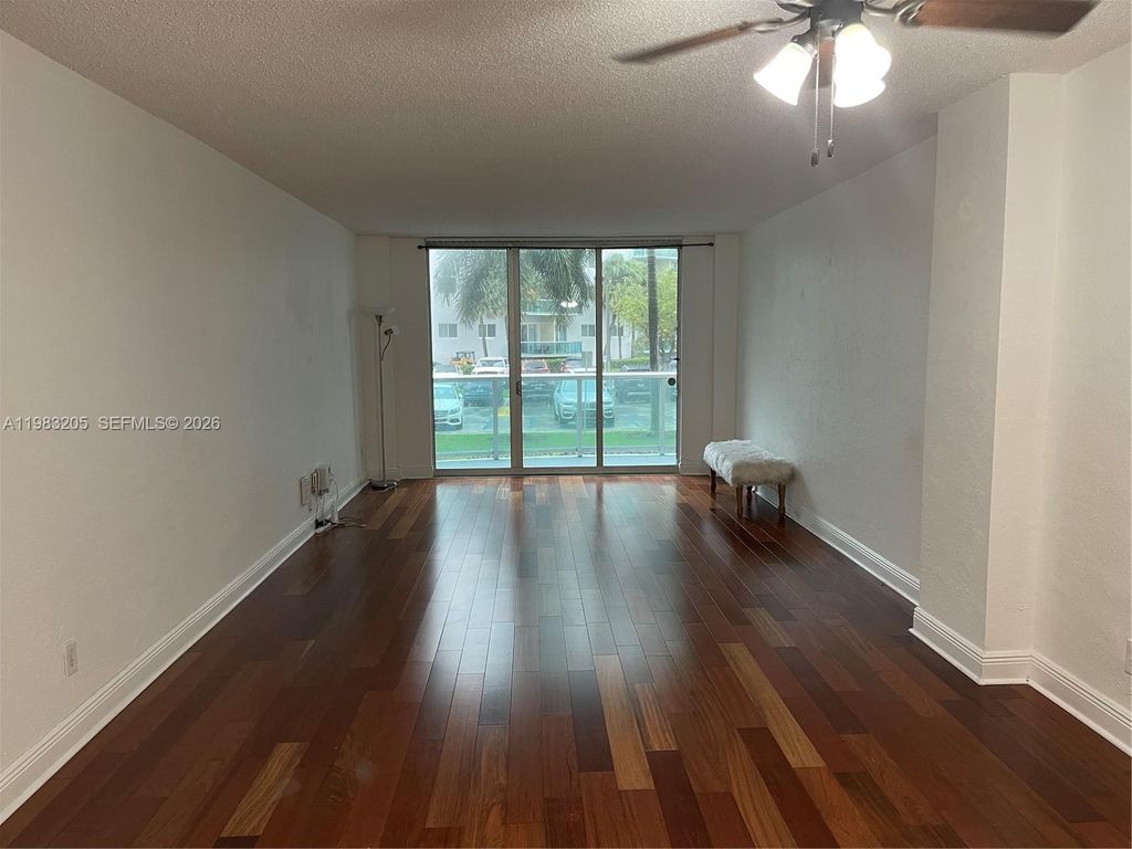 19390 Collins Ave 122, Sunny Isles Beach, FL 33160