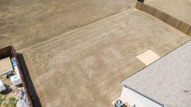 13385 N Fields Lane, Olive Branch, MS 38654