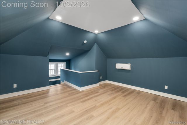 2437 Longfellow Street, Detroit, MI 48206