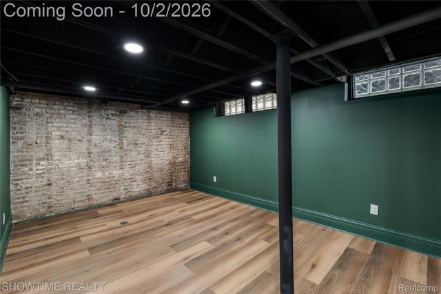 2437 Longfellow Street, Detroit, MI 48206