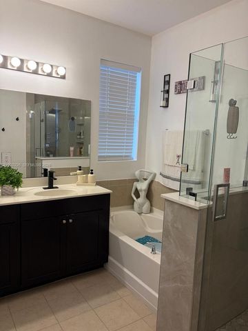 24982 SW 118th Ct, Homestead, FL 33032