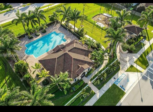 24982 SW 118th Ct, Homestead, FL 33032