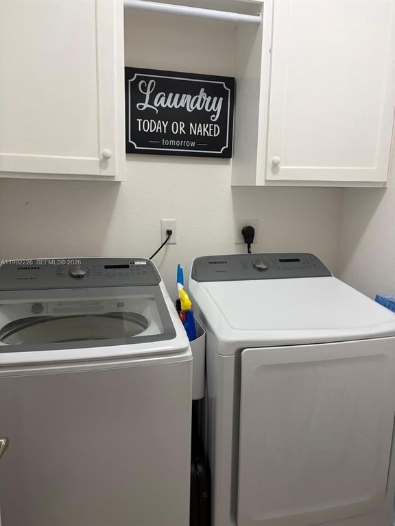 Image 18 of property listing at 24982 SW 118th Ct, Homestead, FL 33032