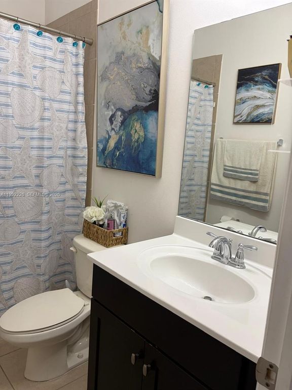 Image 27 of property listing at 24982 SW 118th Ct, Homestead, FL 33032