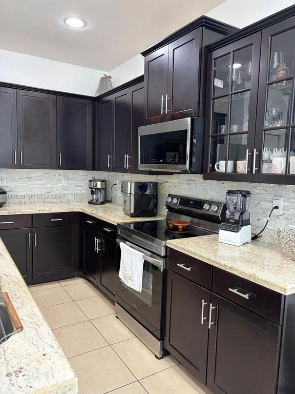 Image 54 of property listing at 24982 SW 118th Ct, Homestead, FL 33032