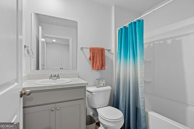 184 Coneflower Road, Bloomingdale, GA 31302