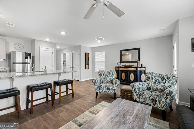 184 Coneflower Road, Bloomingdale, GA 31302