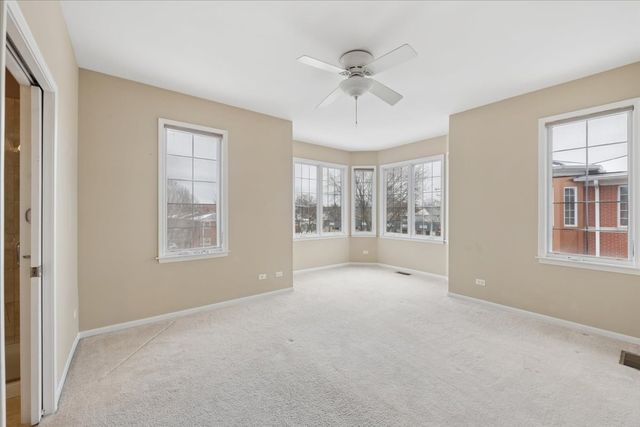 12 Park Avenue, River Forest, IL 60305